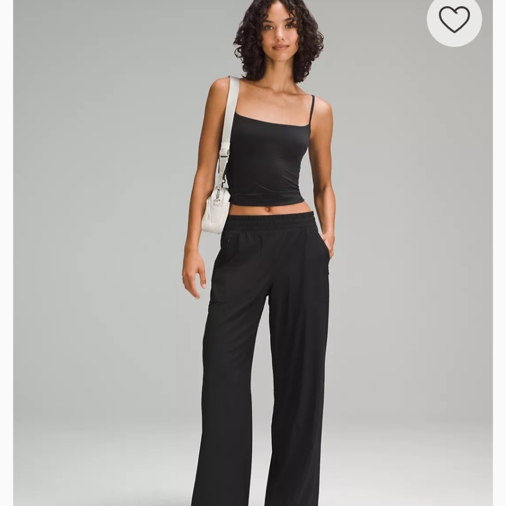 Lululemon Swift Mid-Rise Wide-Leg Pant - Size 8